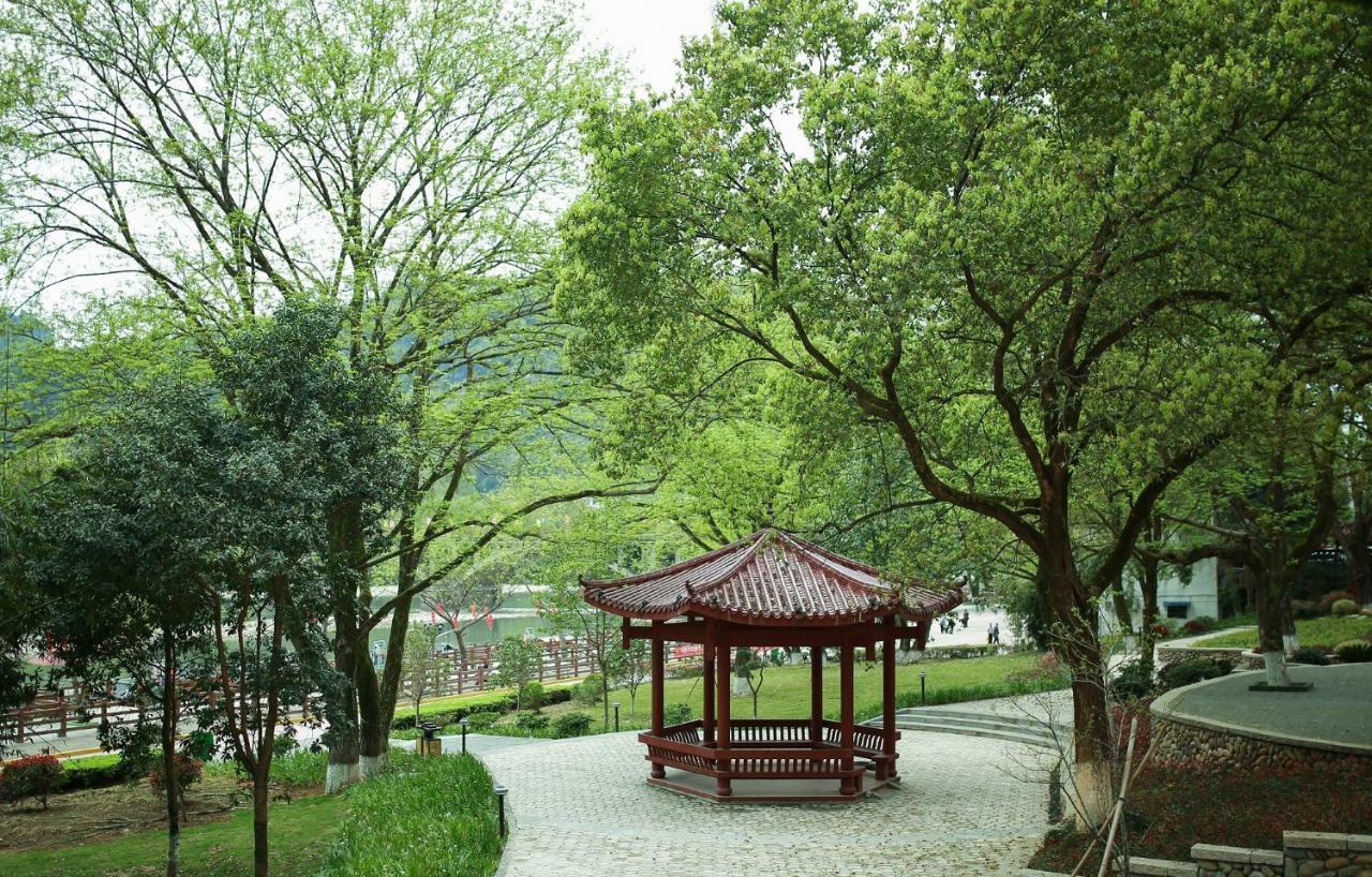 Ancient Street No.5 Youth Chic Hotel Wuyishan  Exterior photo