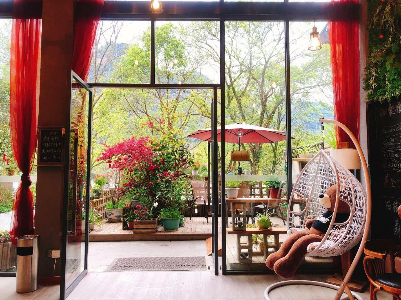 Ancient Street No.5 Youth Chic Hotel Wuyishan  Exterior photo